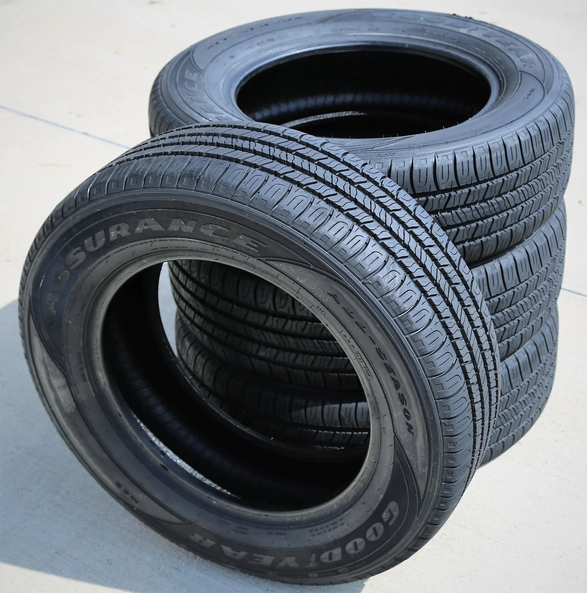 Set of 4 Goodyear Assurance All-Season 225/55R17 97T a/s Tires